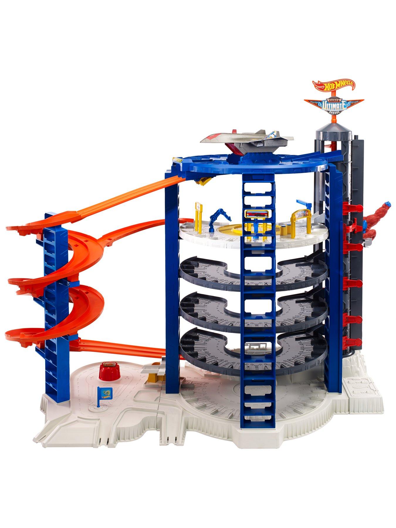 hot wheels giant garage