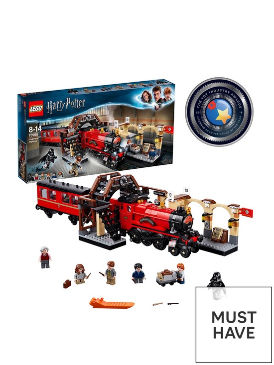 front image of lego-harry-potter-75955-hogwarts-express-train