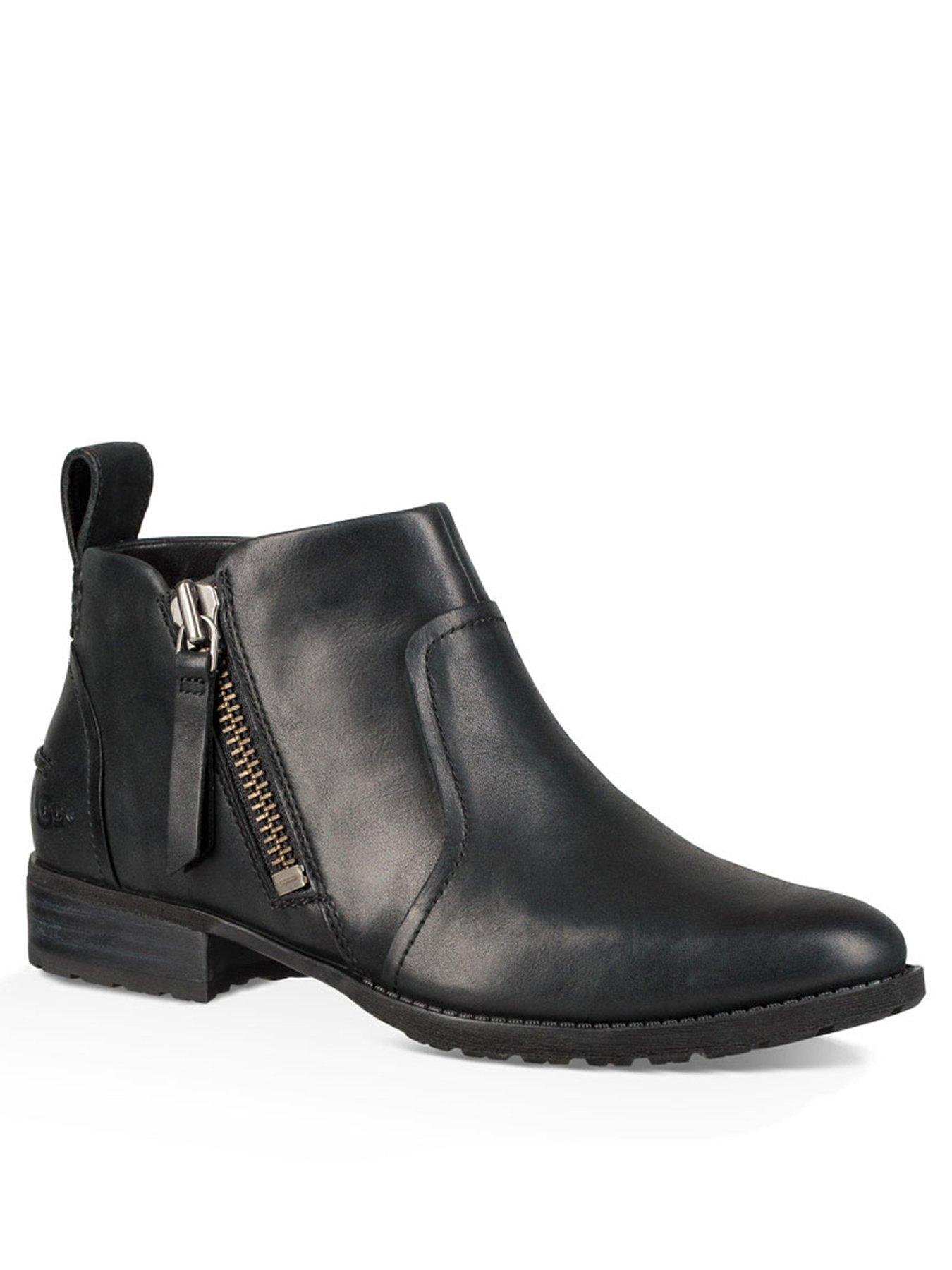 ugg chelsea boots black