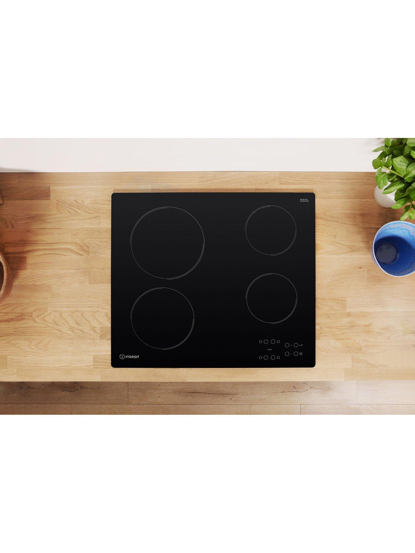 Image 3 of 7 of Indesit RI161C 60cm&nbsp;Built-In Ceramic Hob&nbsp;- Black