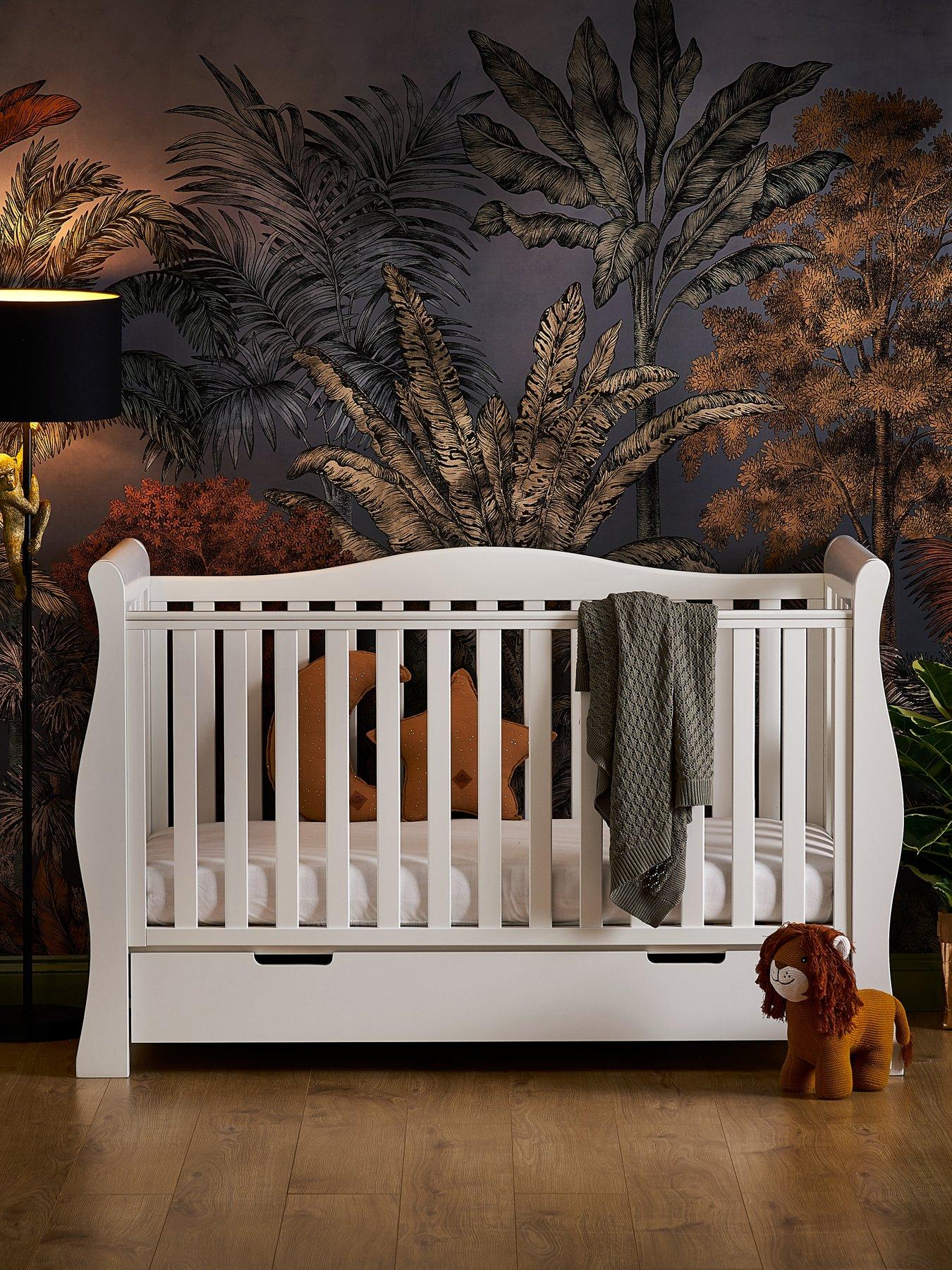 undefined Stamford Luxe Sleigh Cot Bed