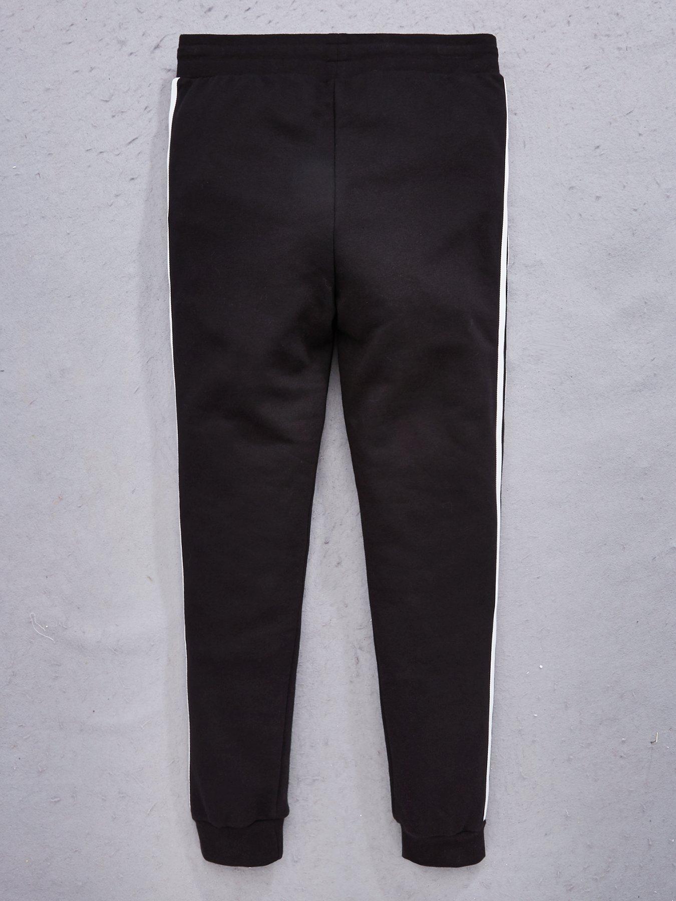 Adidas chino shop pants uk black