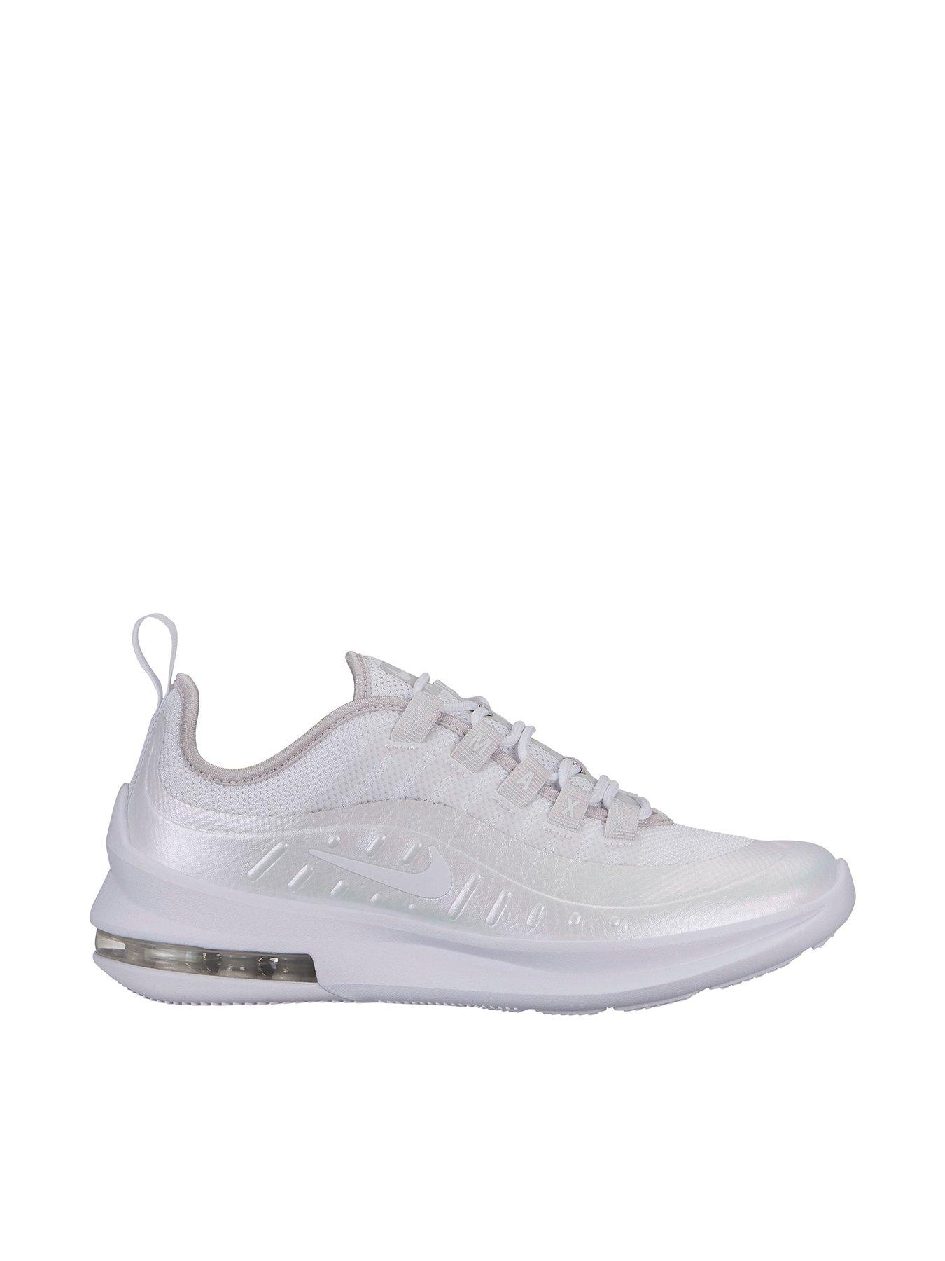 air max axis junior trainers