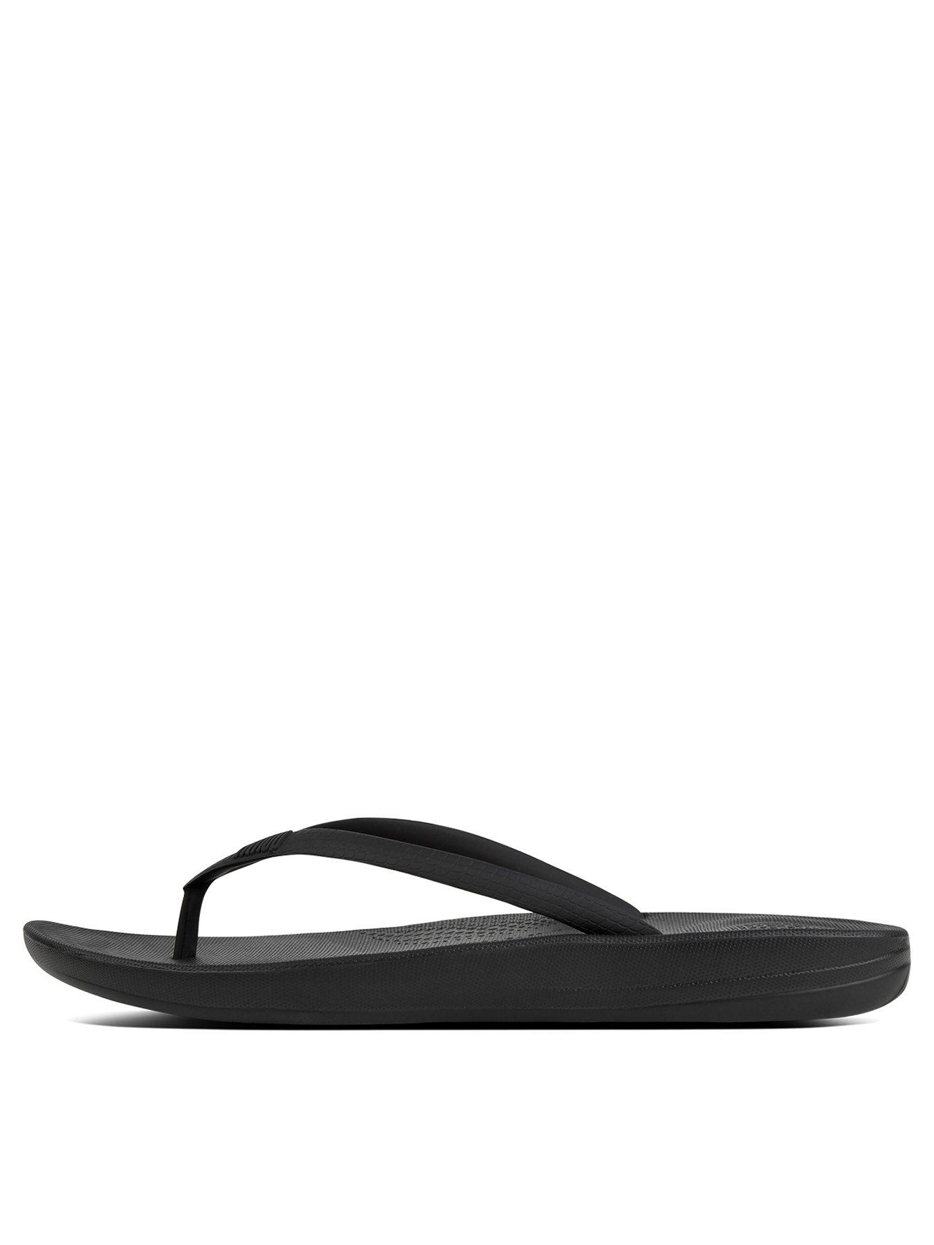 FitFlop Iqushion Ergonomic Toe Thong Flip Flop Shoes - Black | Very.co.uk