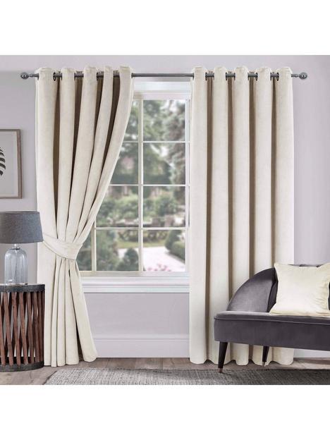 very-home-thermal-velour-lined-eyelet-curtains
