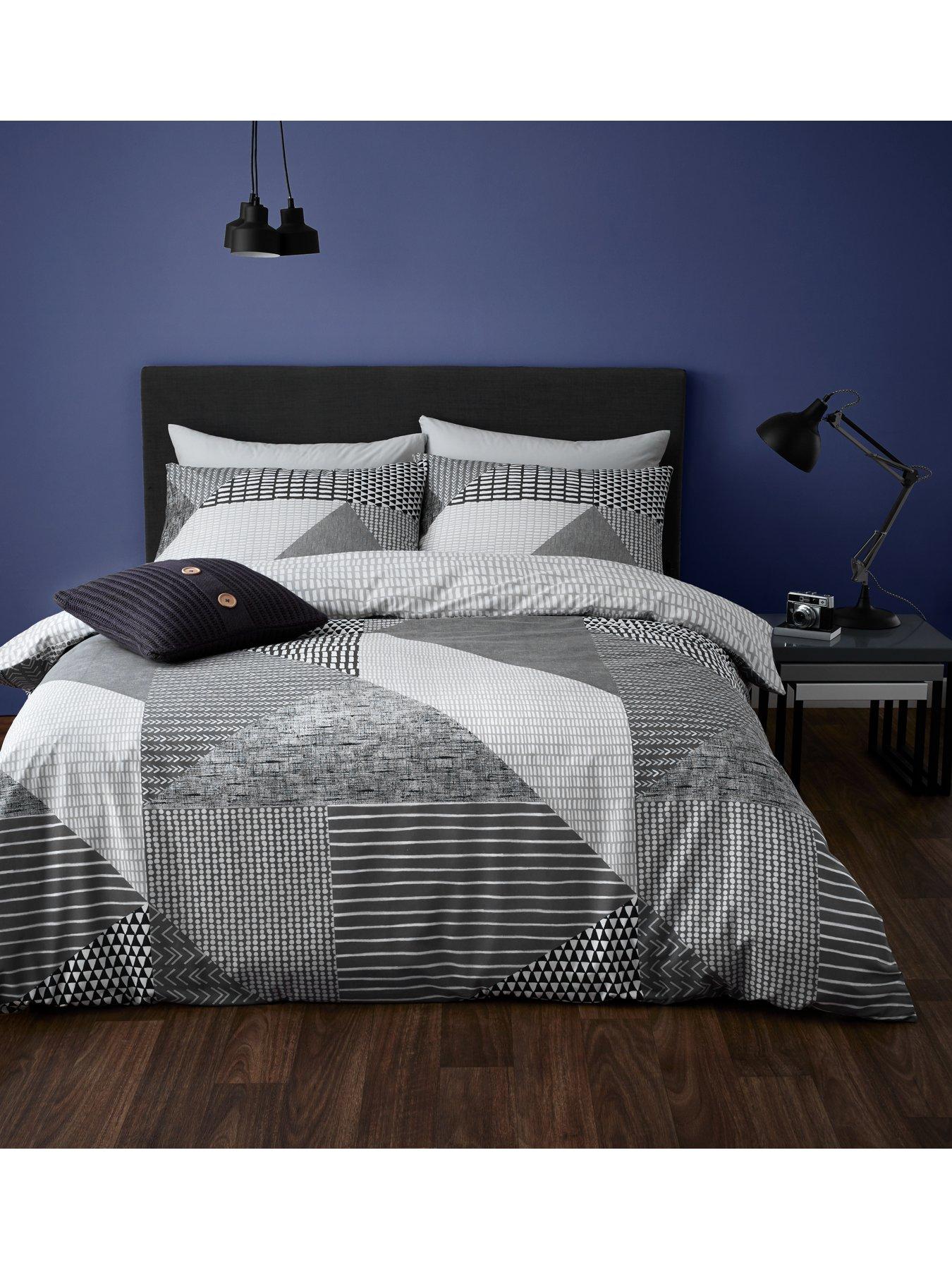 Image 1 of 7 of Catherine Lansfield Larsson Geo Duvet Cover Set - Grey