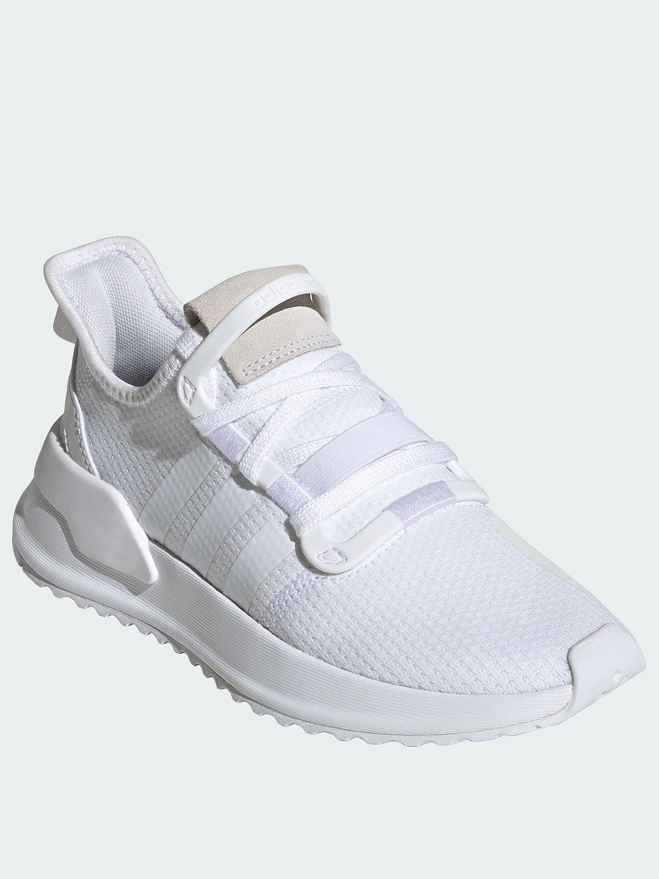 white junior adidas trainers