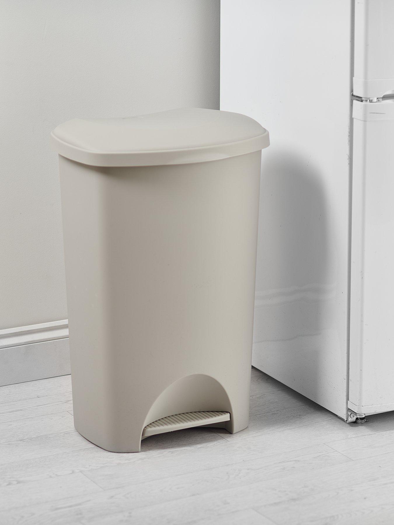 Image 3 of 3 of Addis 50-litre Mushroom Pedal Bin