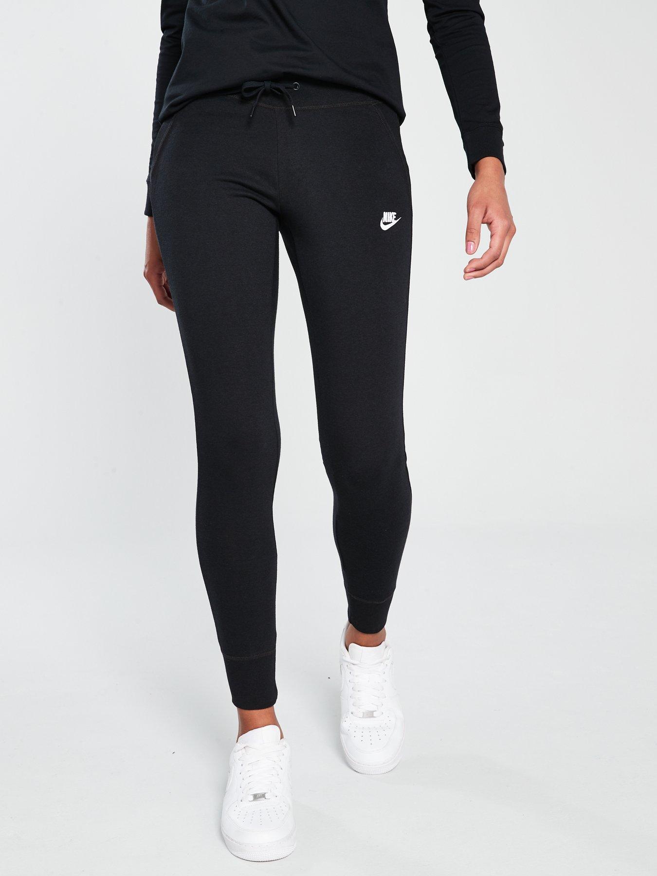 nike sportswear slim fit