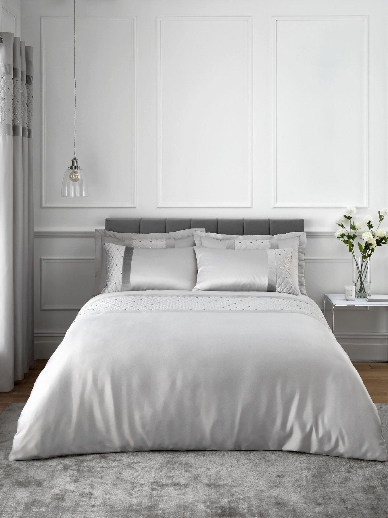 Image 3 of 6 of Catherine Lansfield Sequin Cluster Duvet Cover Set - Silver Grey