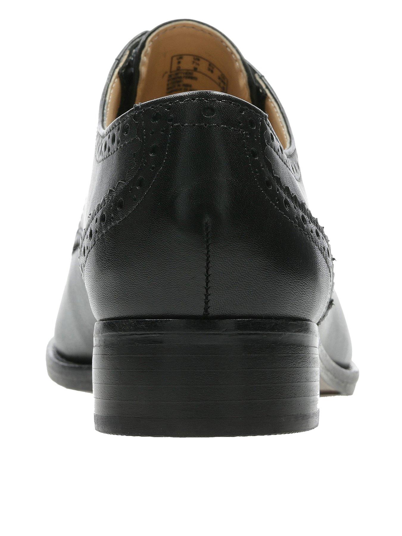 clarks brogues wide fit