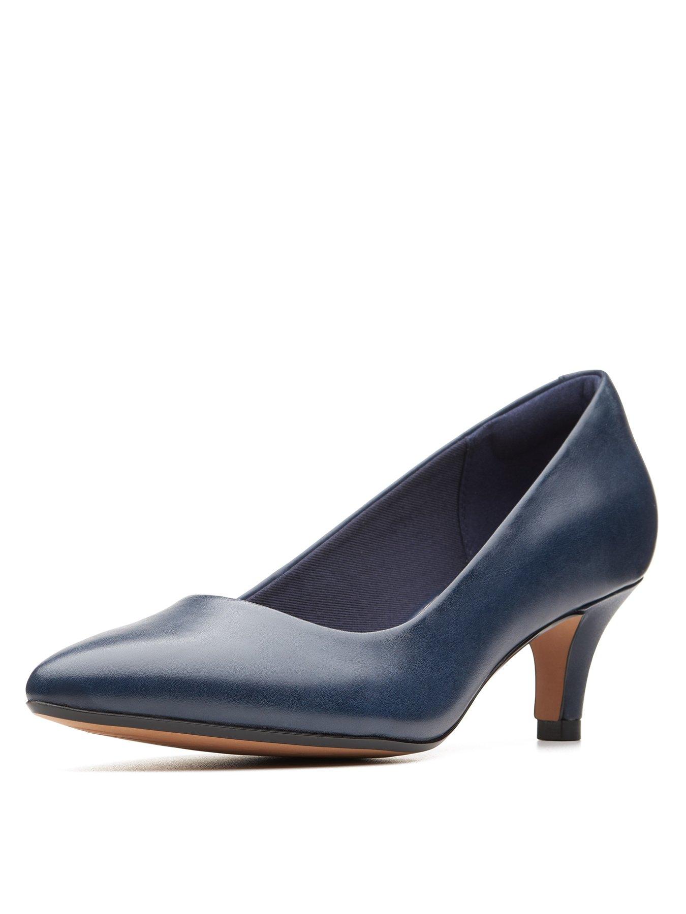 clarks kitten heel pumps