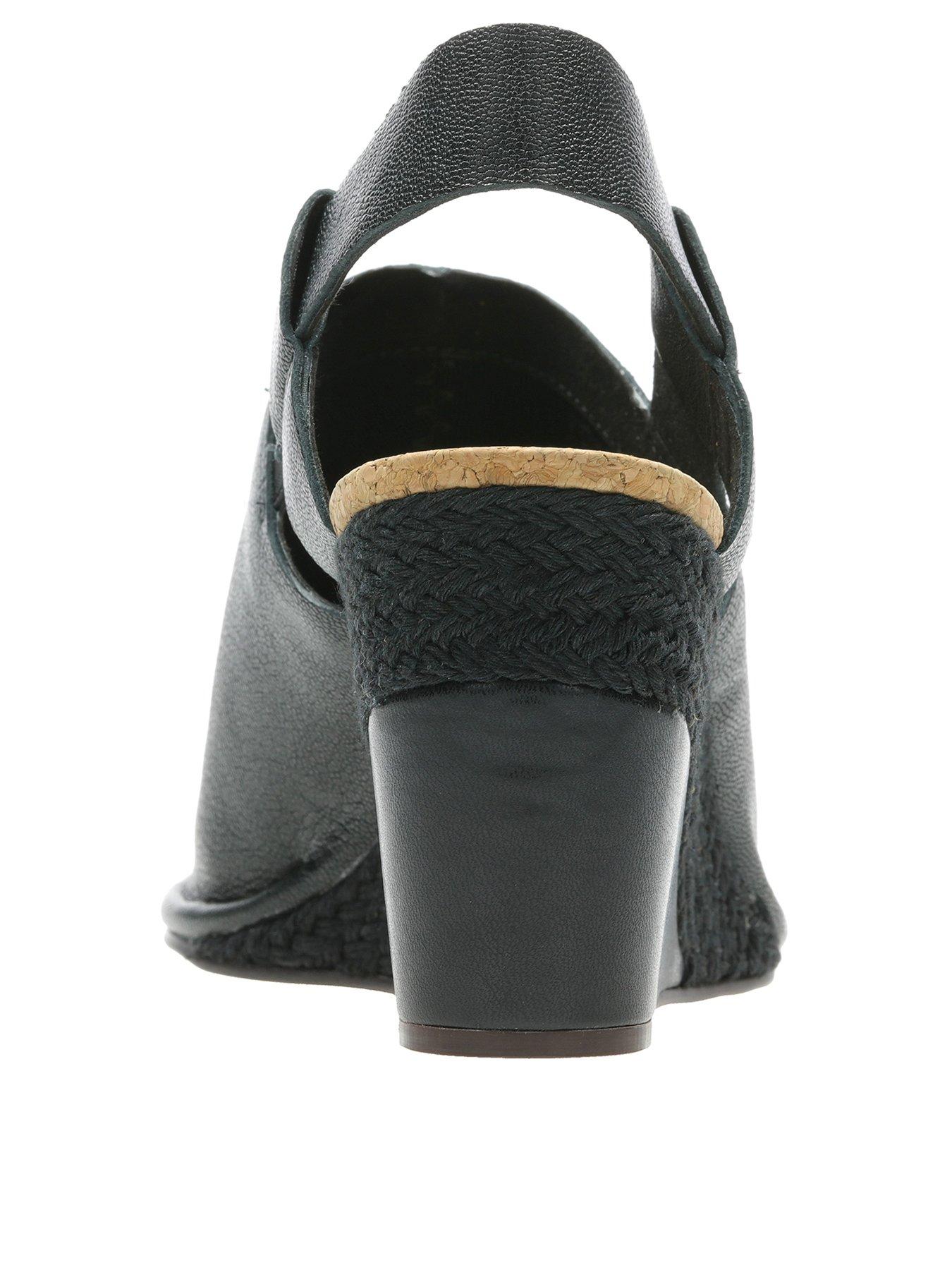 clarks spiced bay wedge