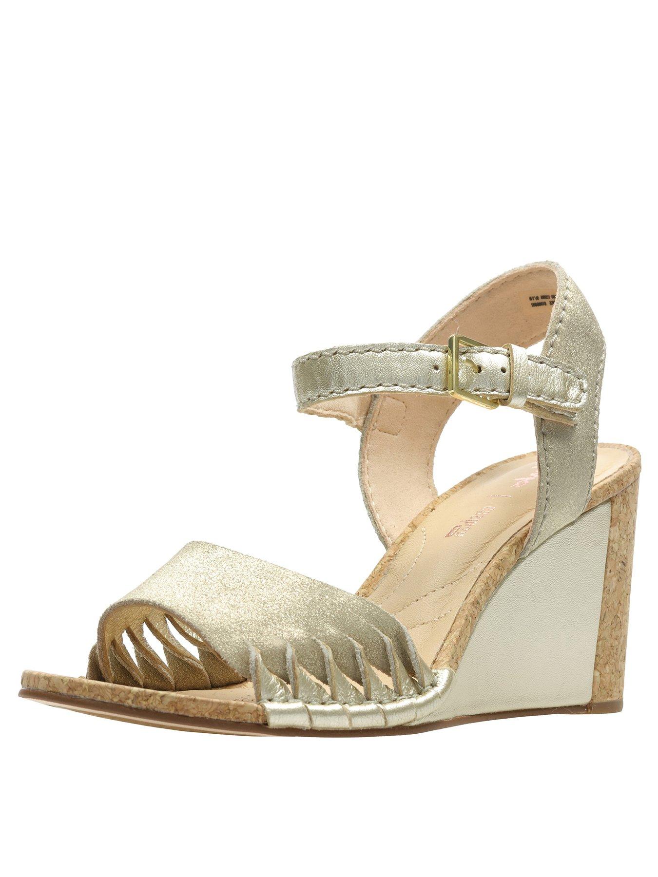 clarks poppy wedge