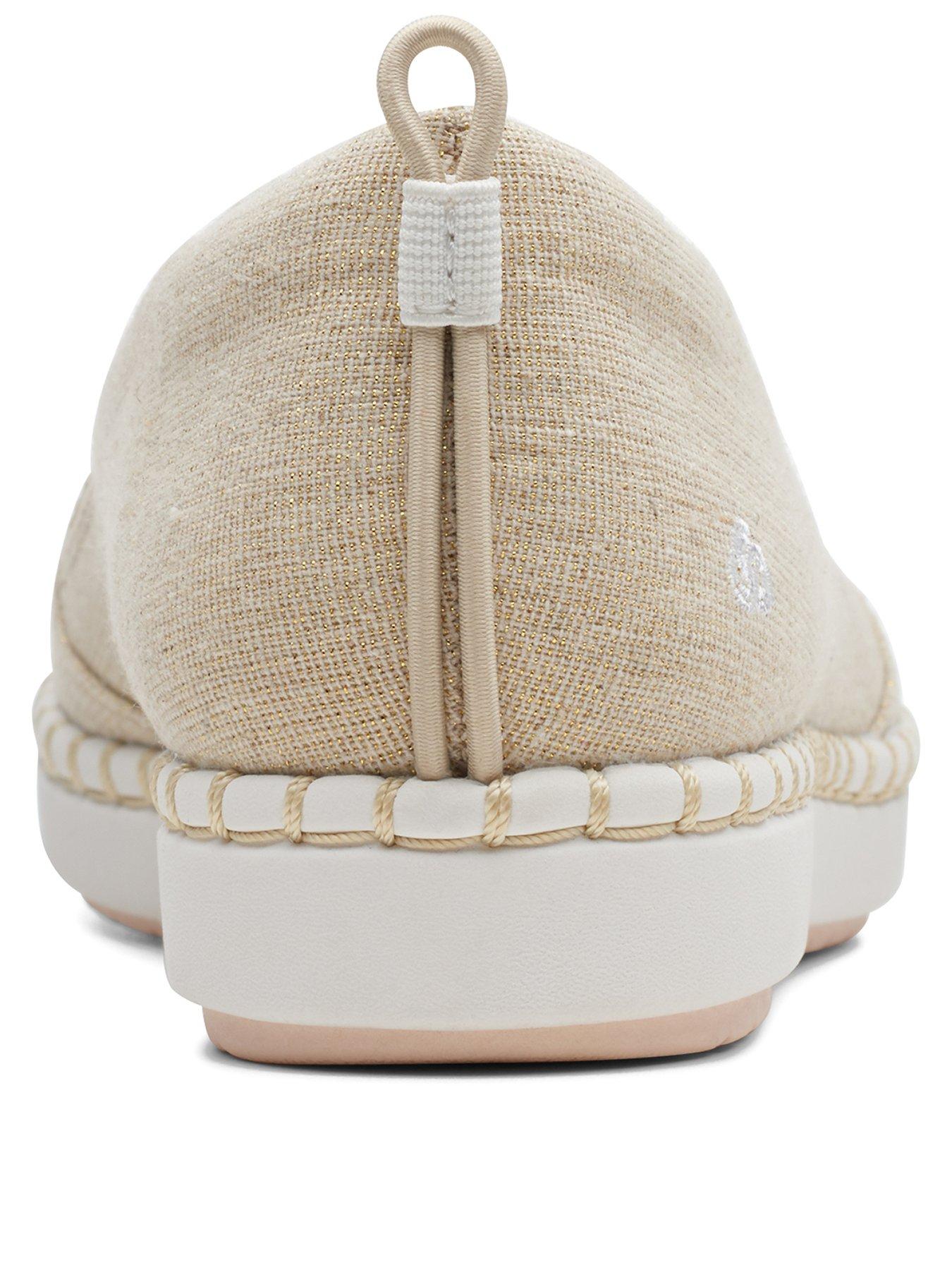 clarks cloudsteppers espadrille