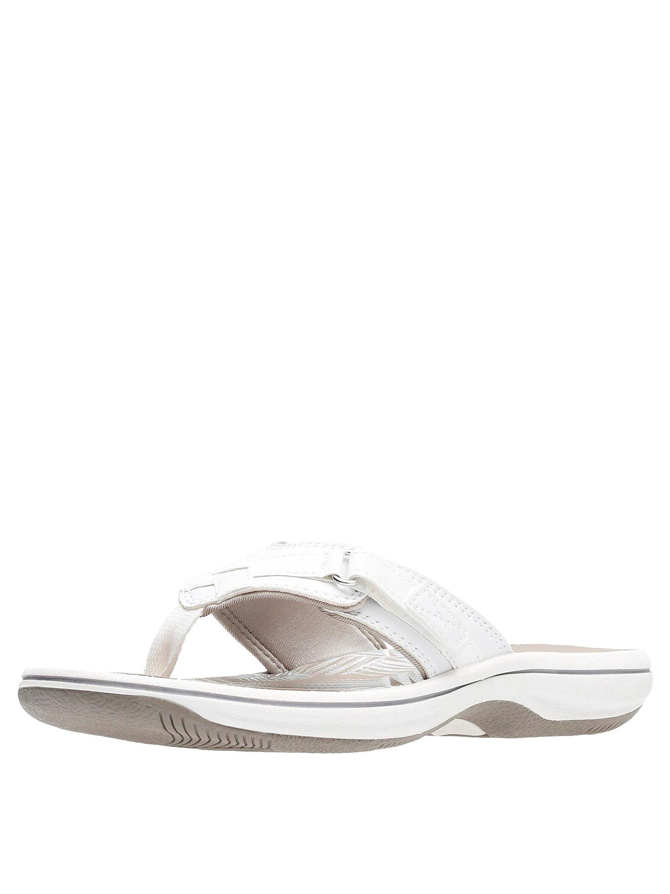 clarks brinkley sea sandals silver