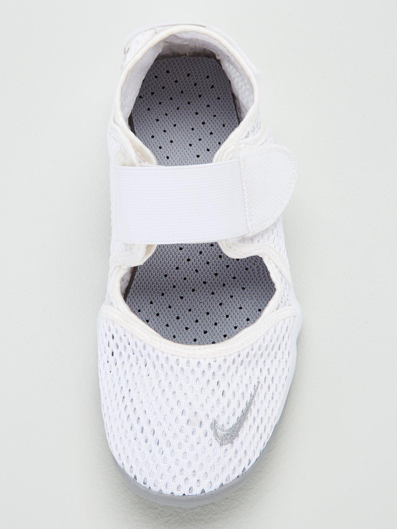nike rift size 5.5