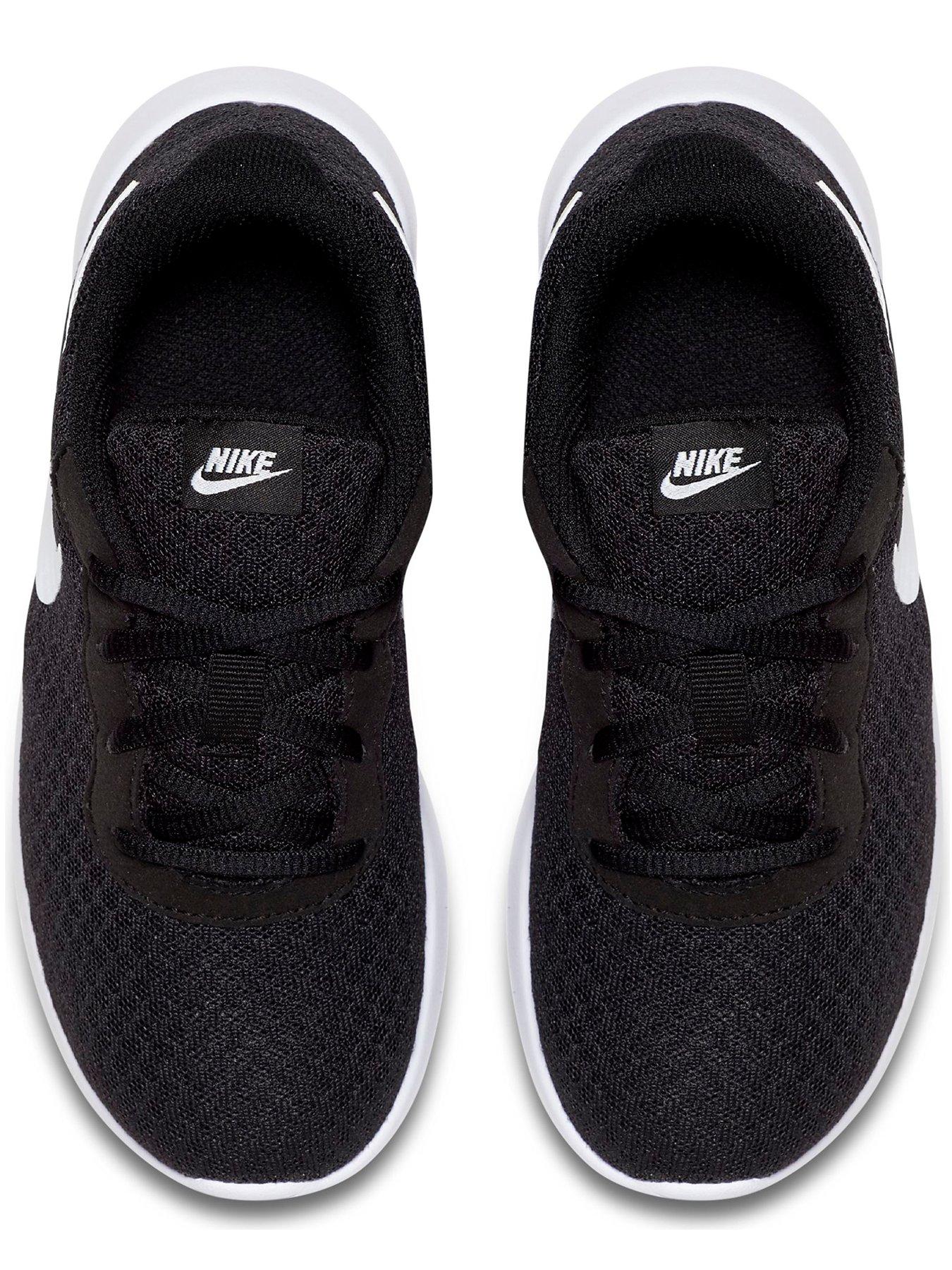 nike tanjun black trainers
