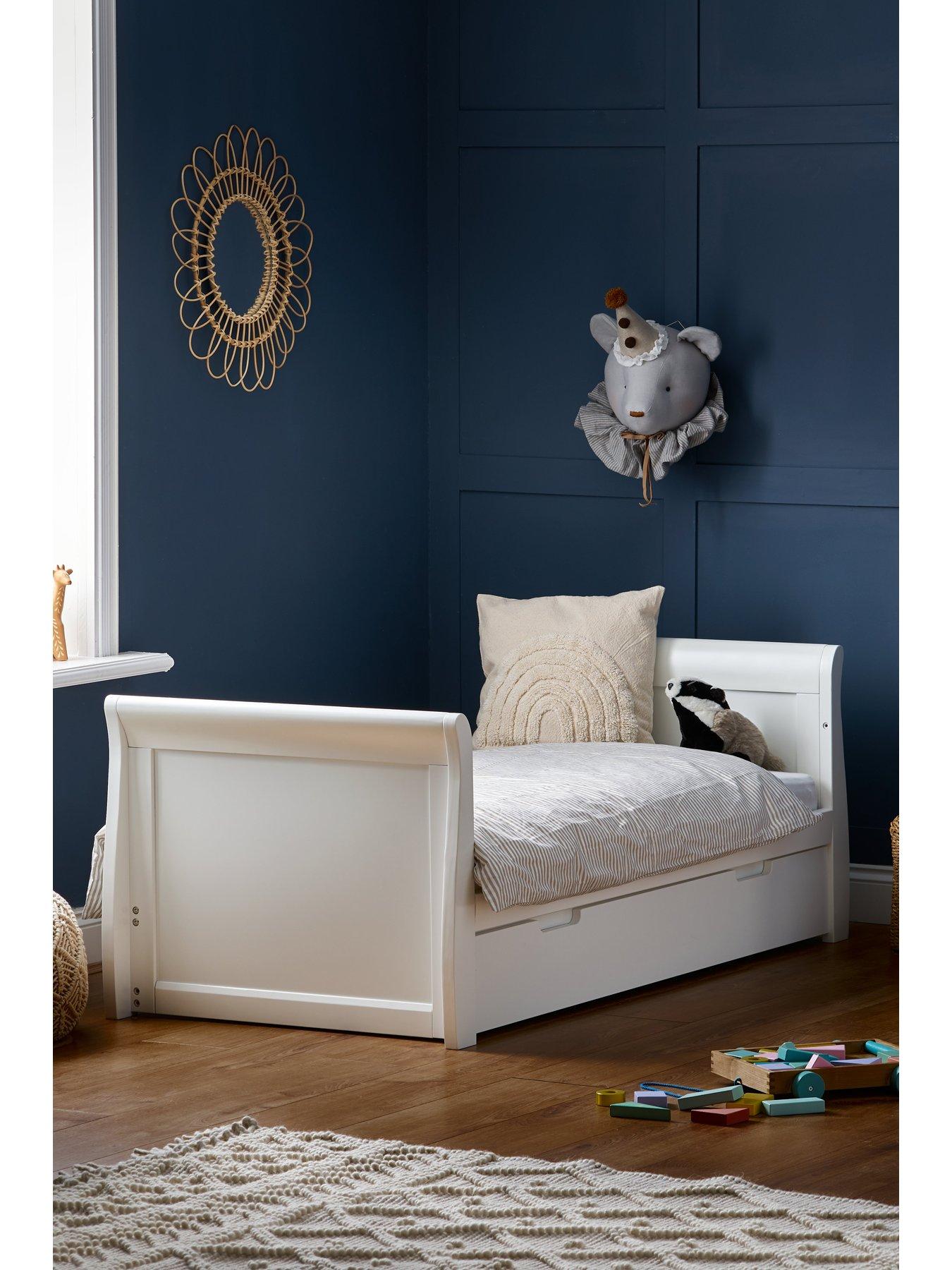 Image 4 of 7 of Obaby Stamford Classic Sleigh 2-Piece Nursery Furniture Set