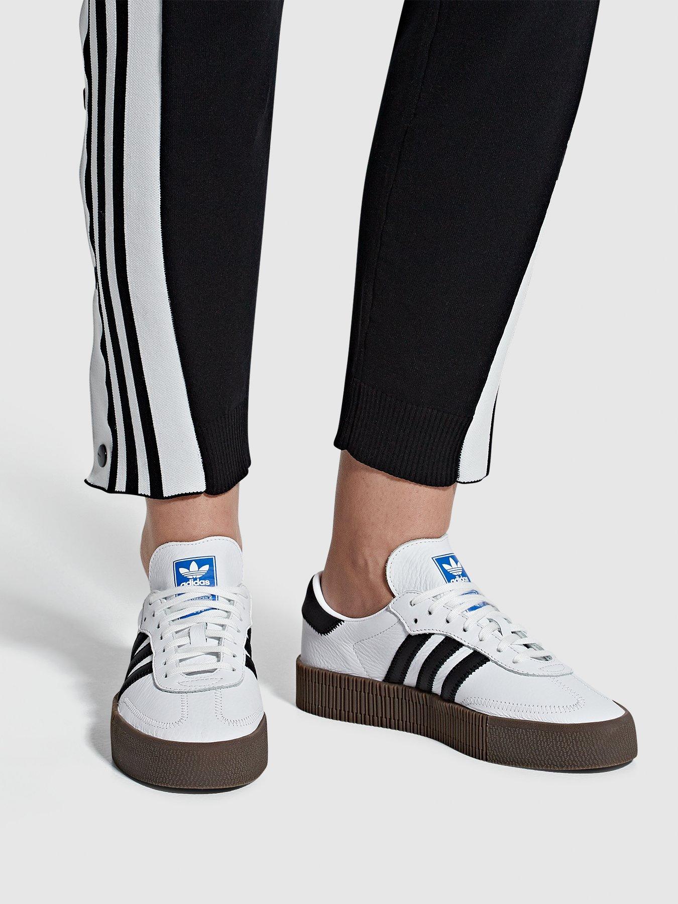 Sui يشل حقيقة adidas sambarose kids 