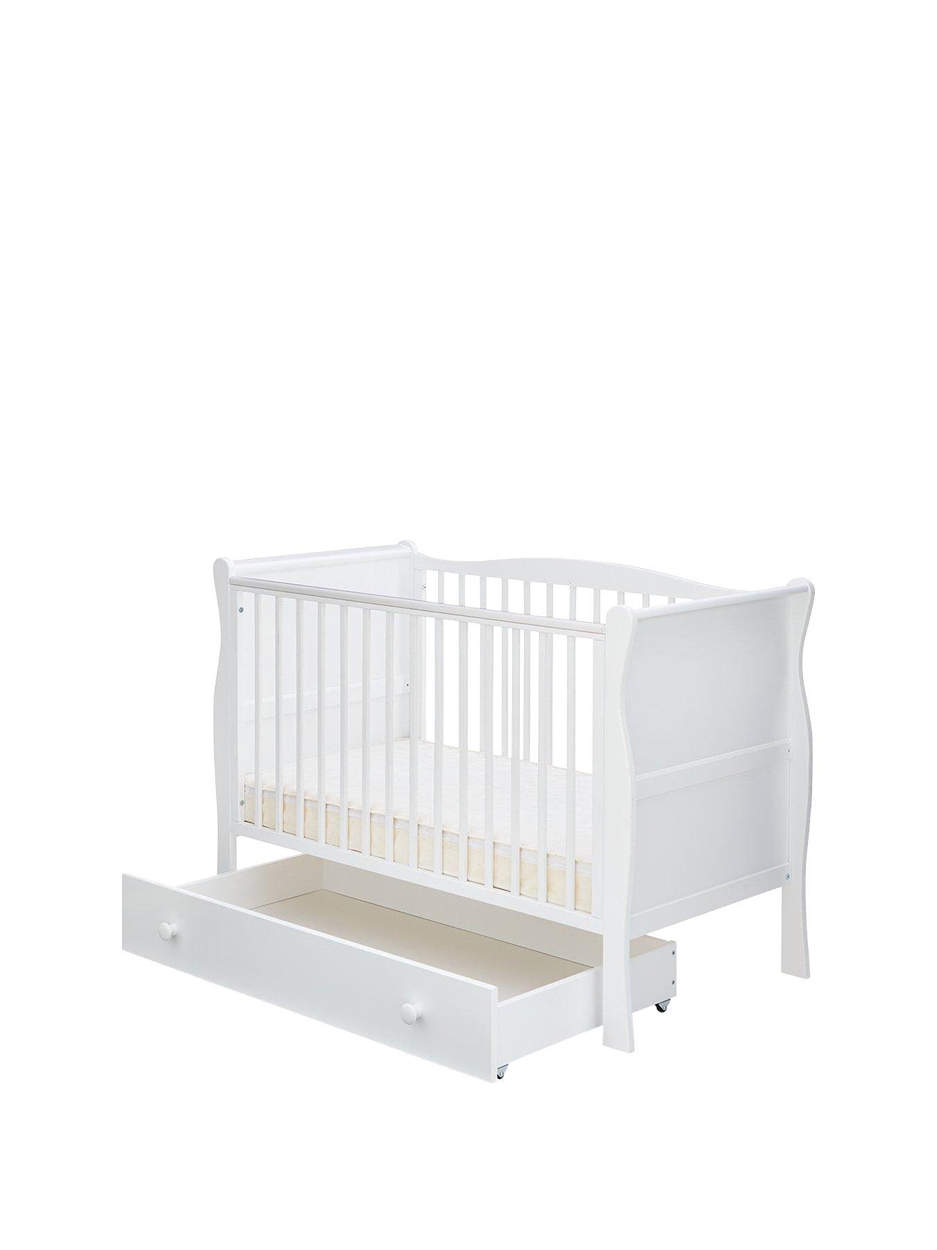 Little acorns sleigh cot hotsell bed reviews