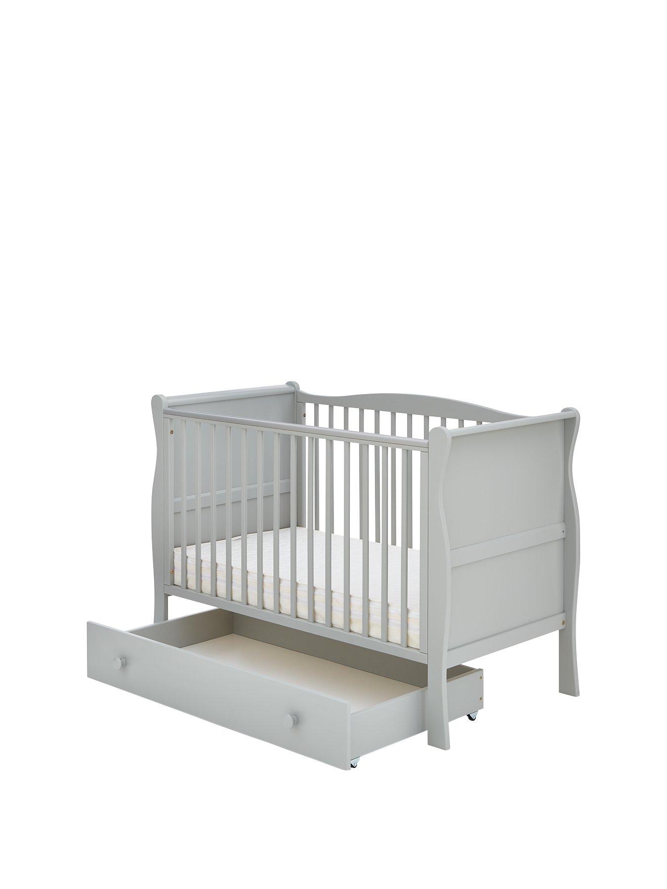 Little acorns 2024 sleigh cot