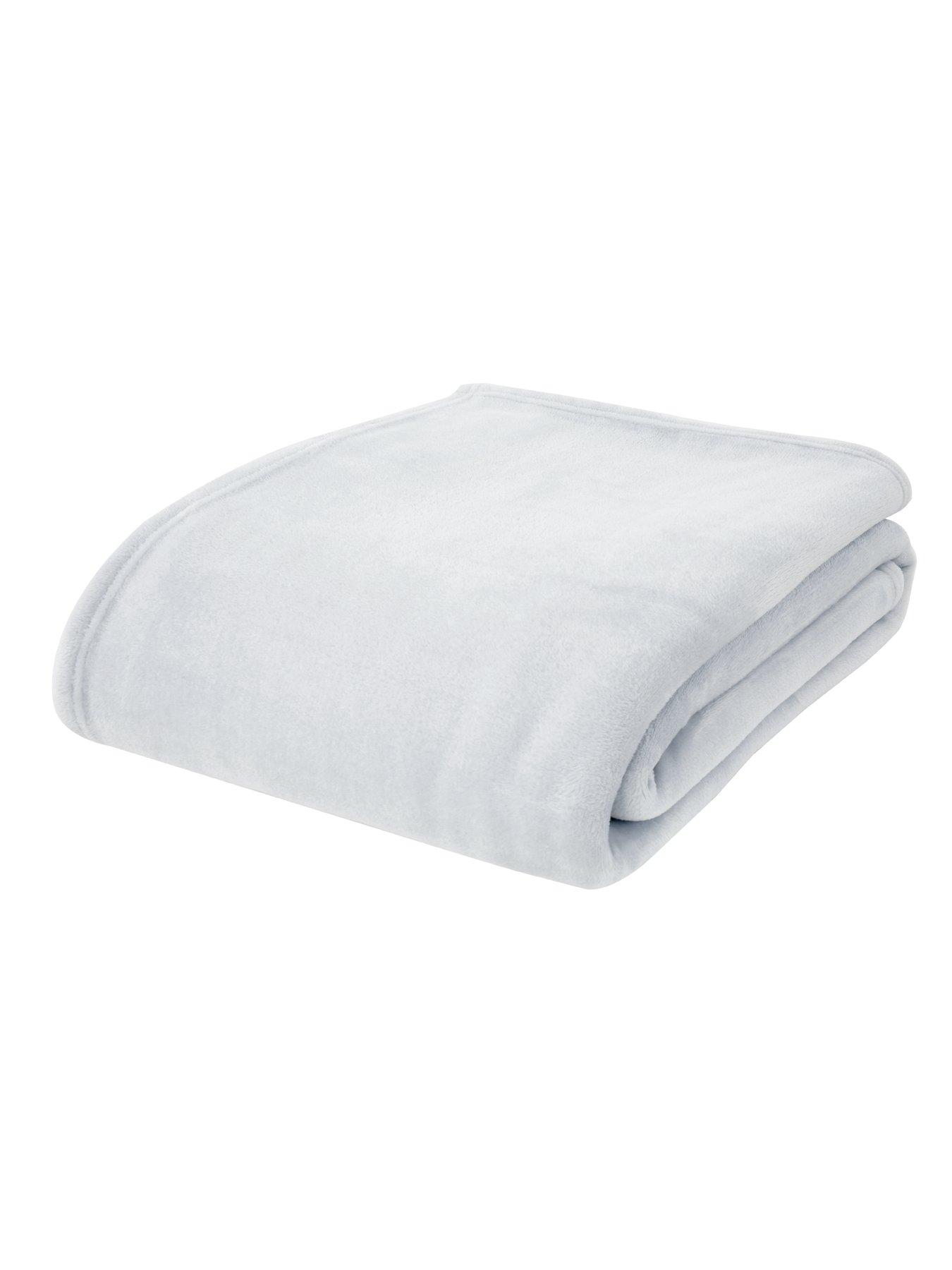 Catherine Lansfield Raschel Extra Large Throw