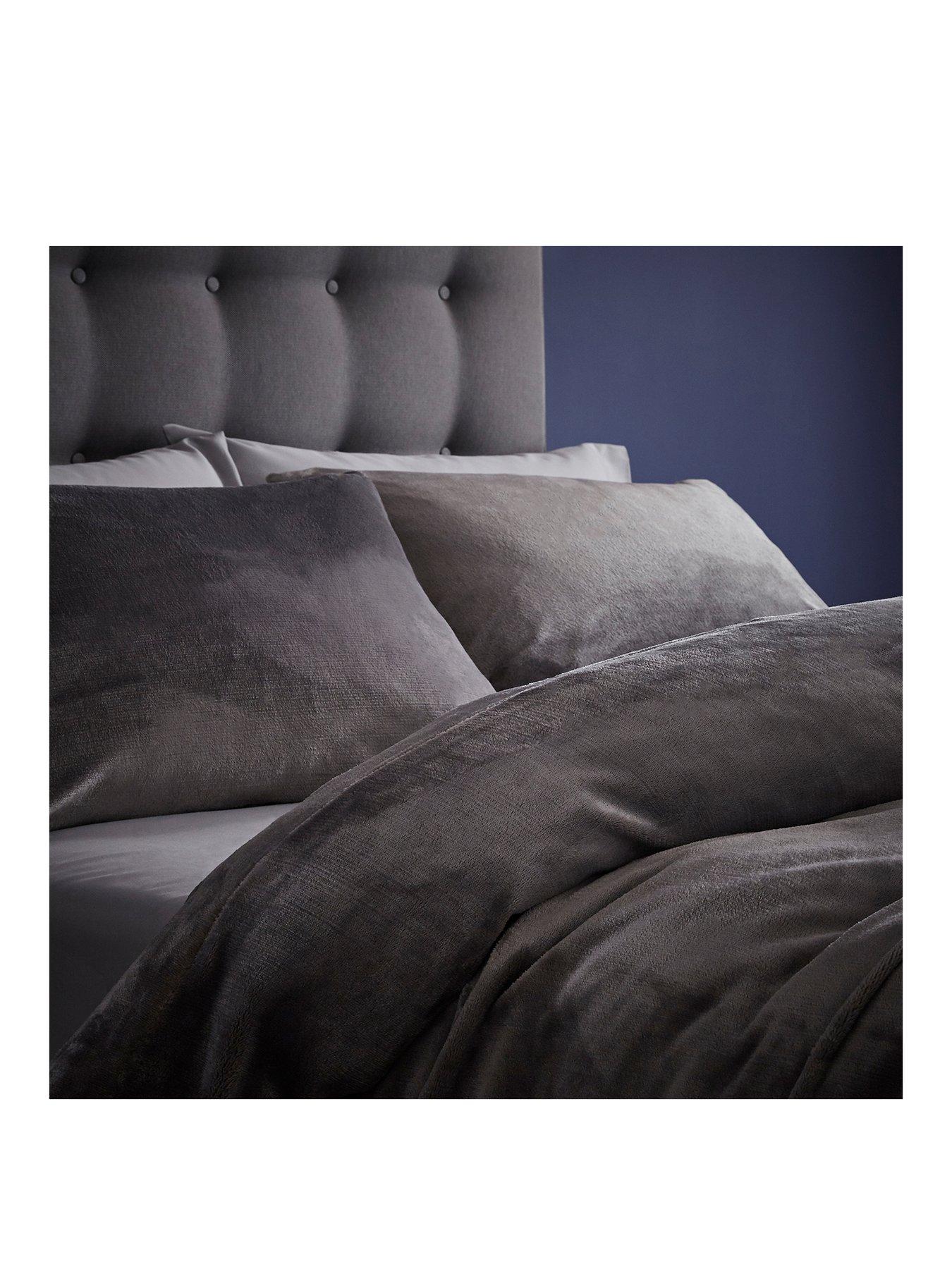 Silentnight Velvet Touch Fleece Duvet Cover Set Grey very.co.uk