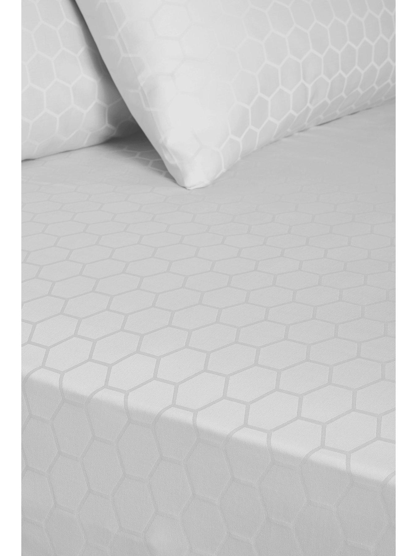 Superking 100/% Percale 180 count Heart of House Discovery Jacquard Bedding Set