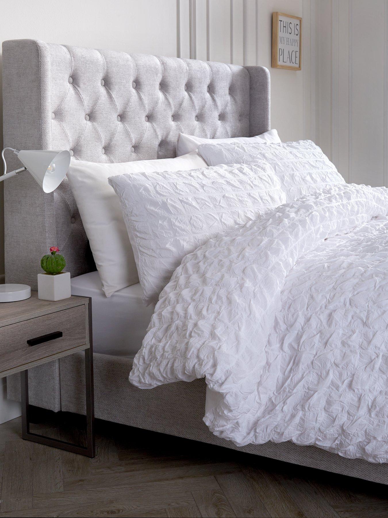 White store seersucker bedding