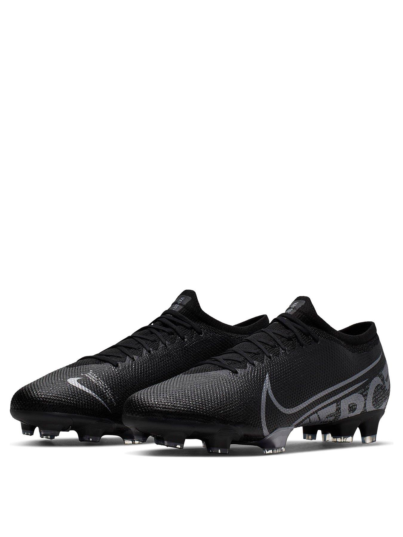 nike vapor black football boots