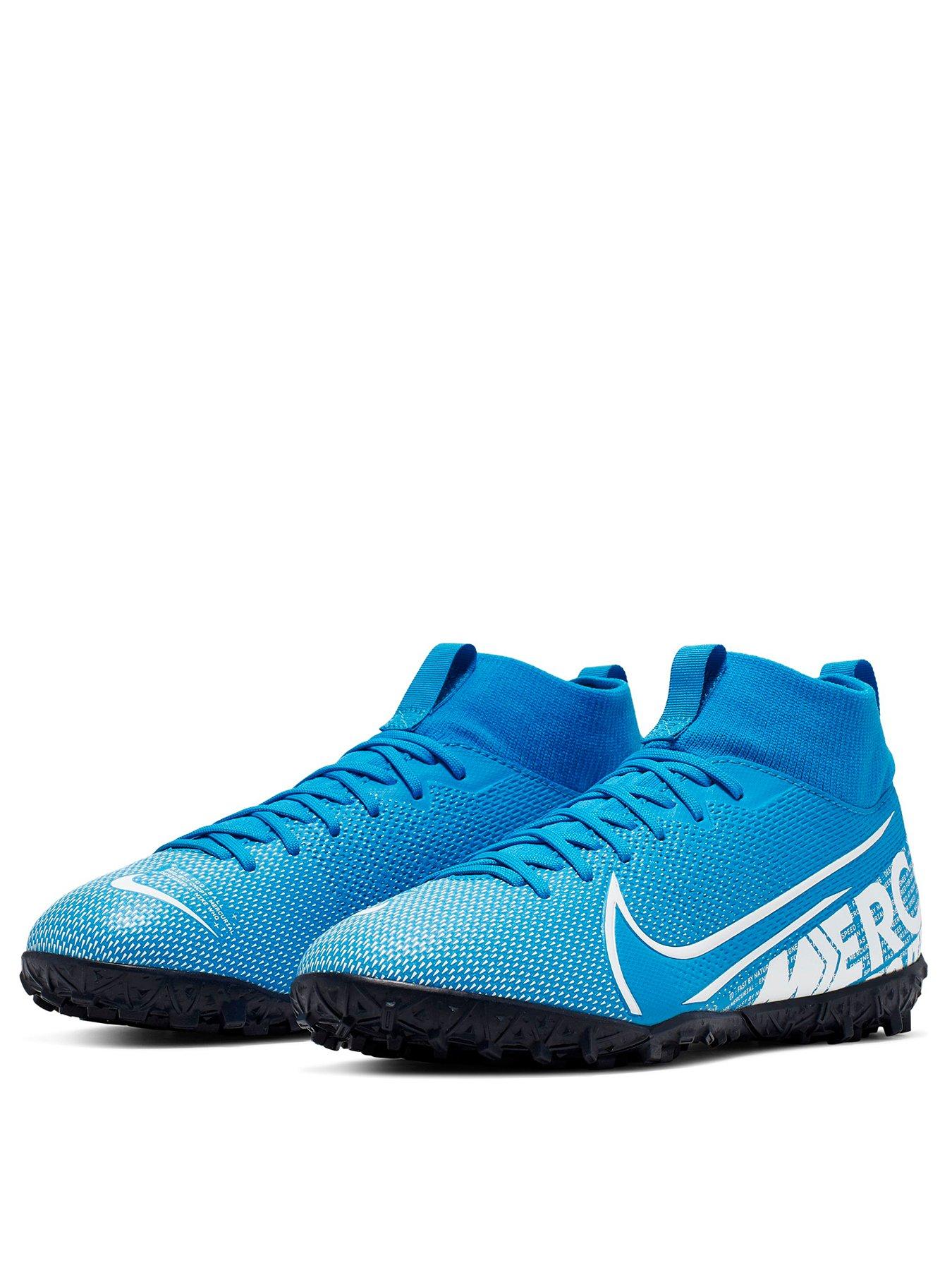 Fish boots Nike Mercurial Superfly 6 Academy TF 701.