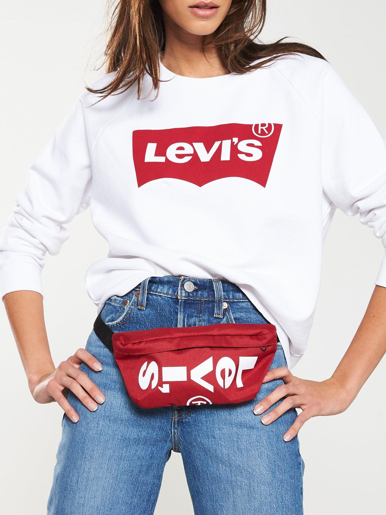 levi's relaxed graphic crew