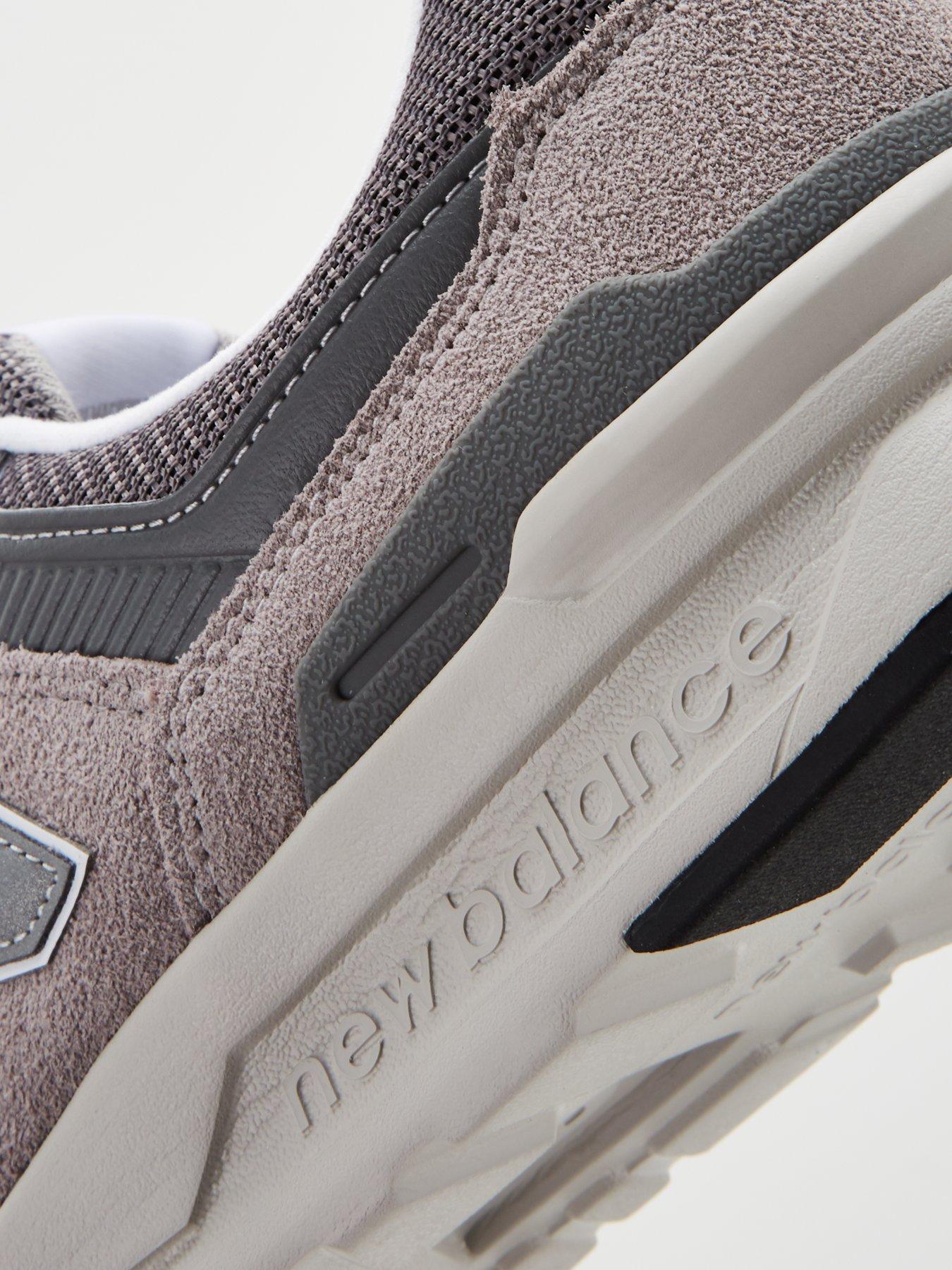 new balance water shoes 921