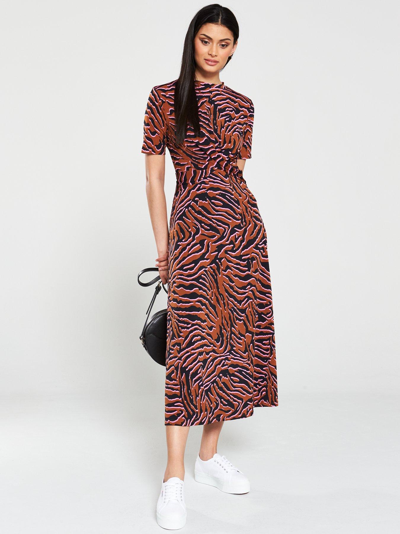 v by very dresses