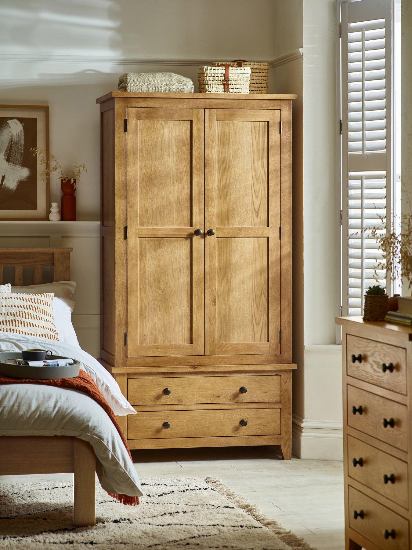 Julian Bowen Marlborough 2 Door, 2 Drawer Solid Oak/Oak Veneer Combination Wardrobe
