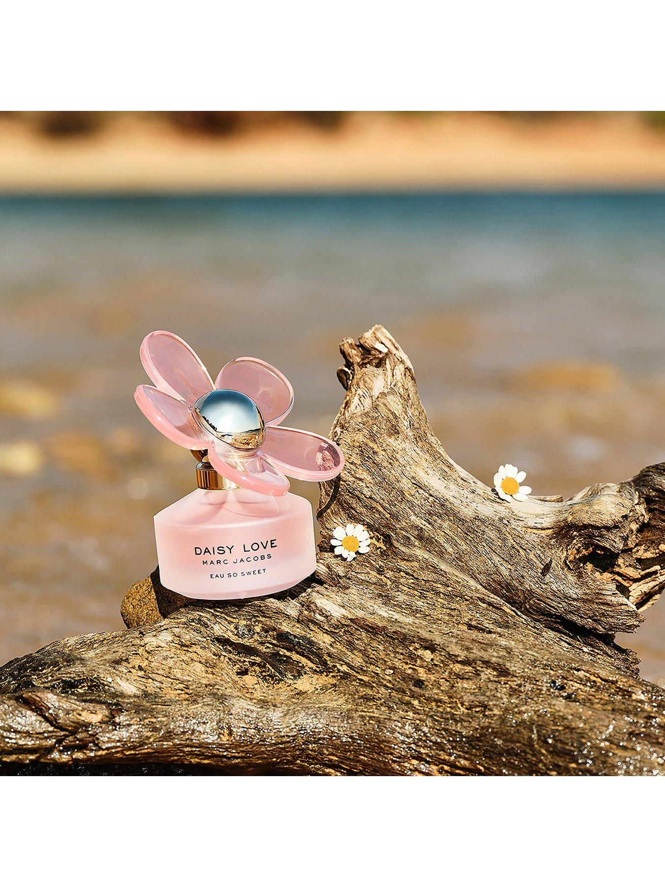 Image 3 of 6 of MARC JACOBS Daisy Love Eau So Sweet&nbsp;Eau de Toilette 100ml
