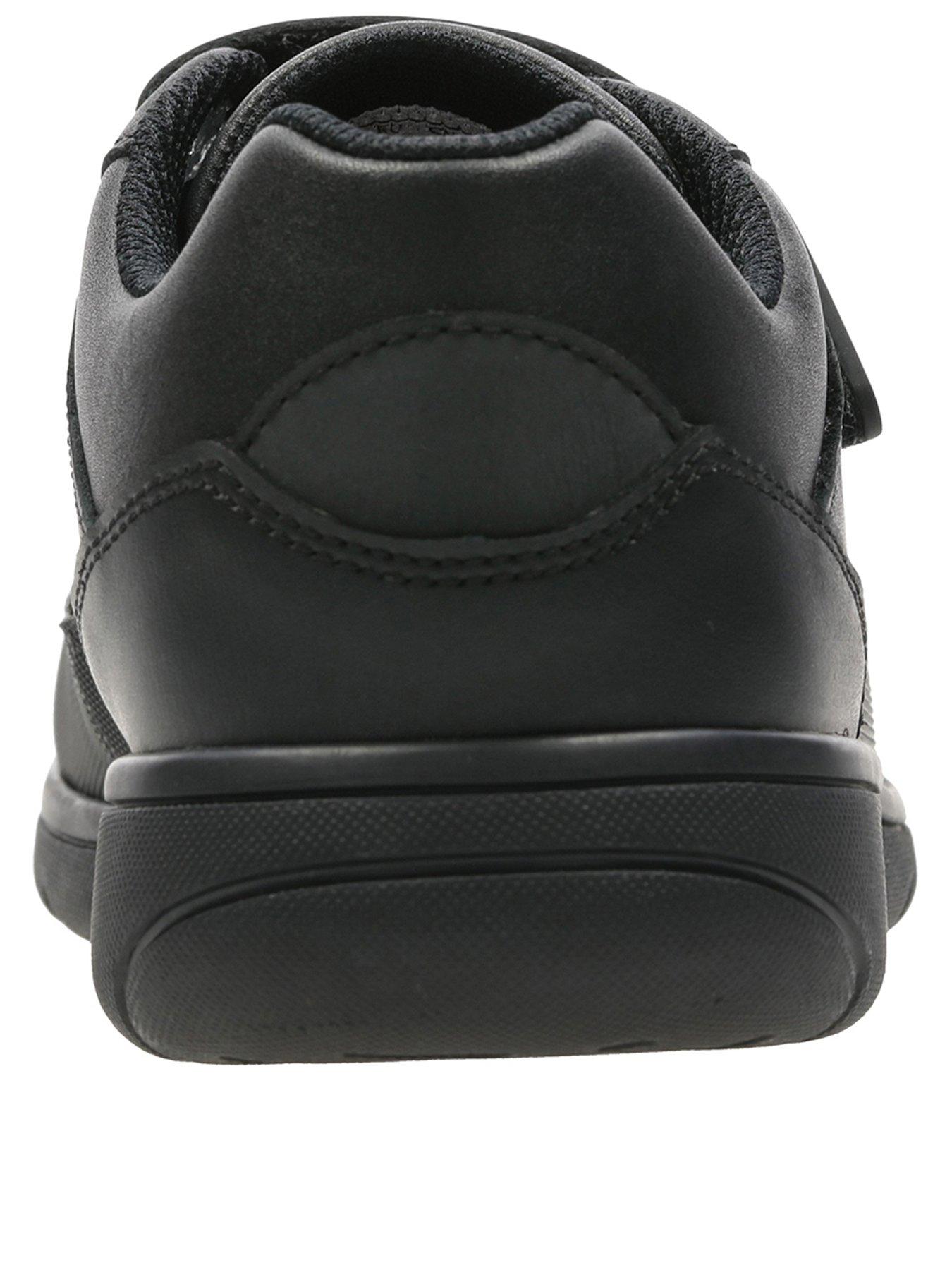 clarks venture walk shoes