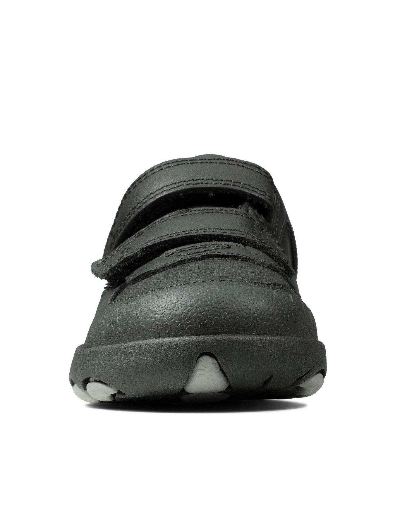 clarks rex pace school shoes