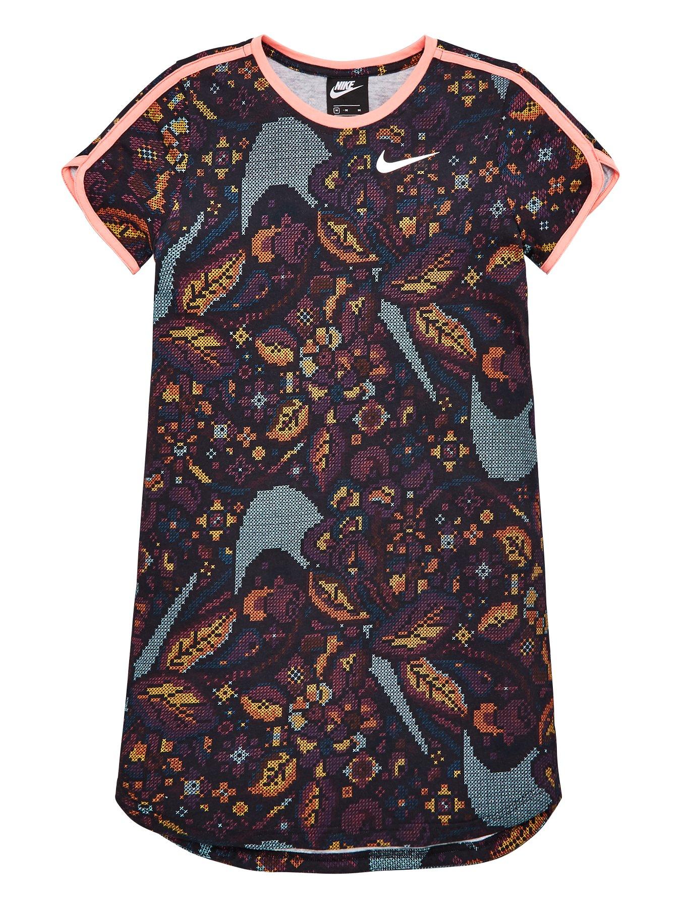 nike swoosh dress black
