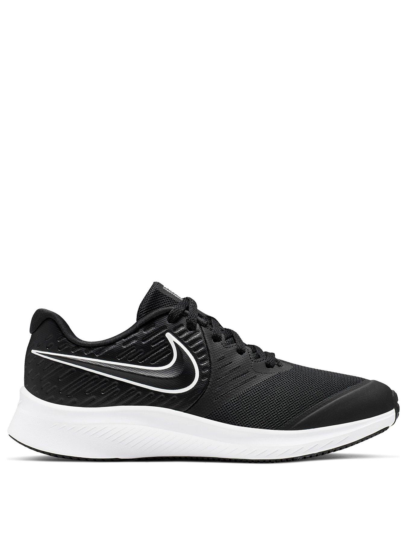 nike star runner black and white