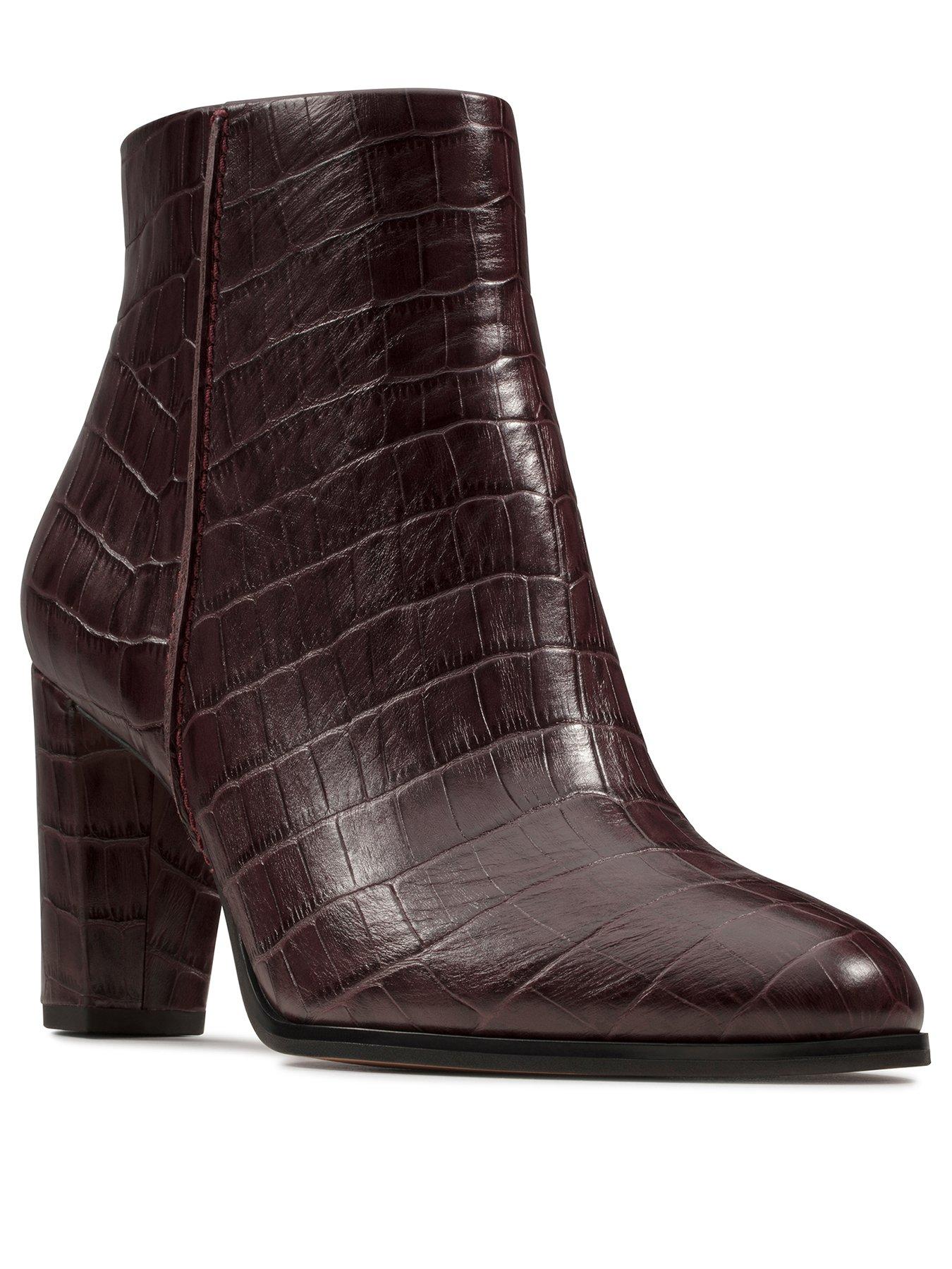 clarks burgundy boots