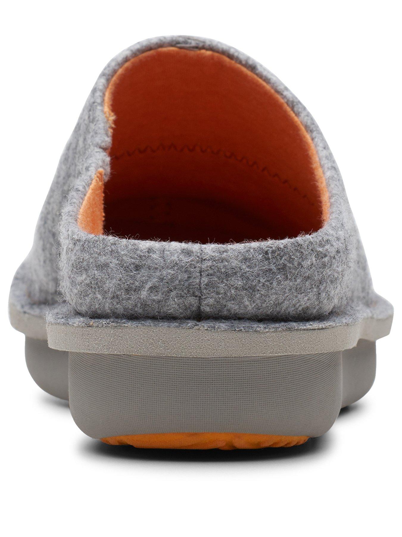 clarks step flow clog slipper