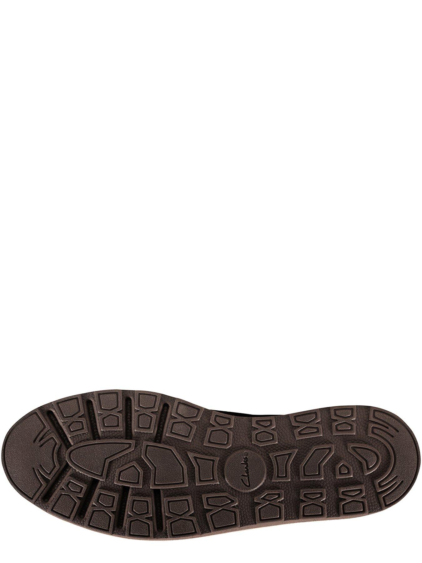 clarks black trace pine boots