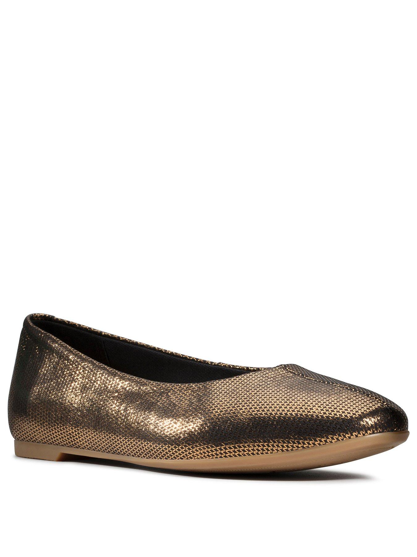 clarks metallic