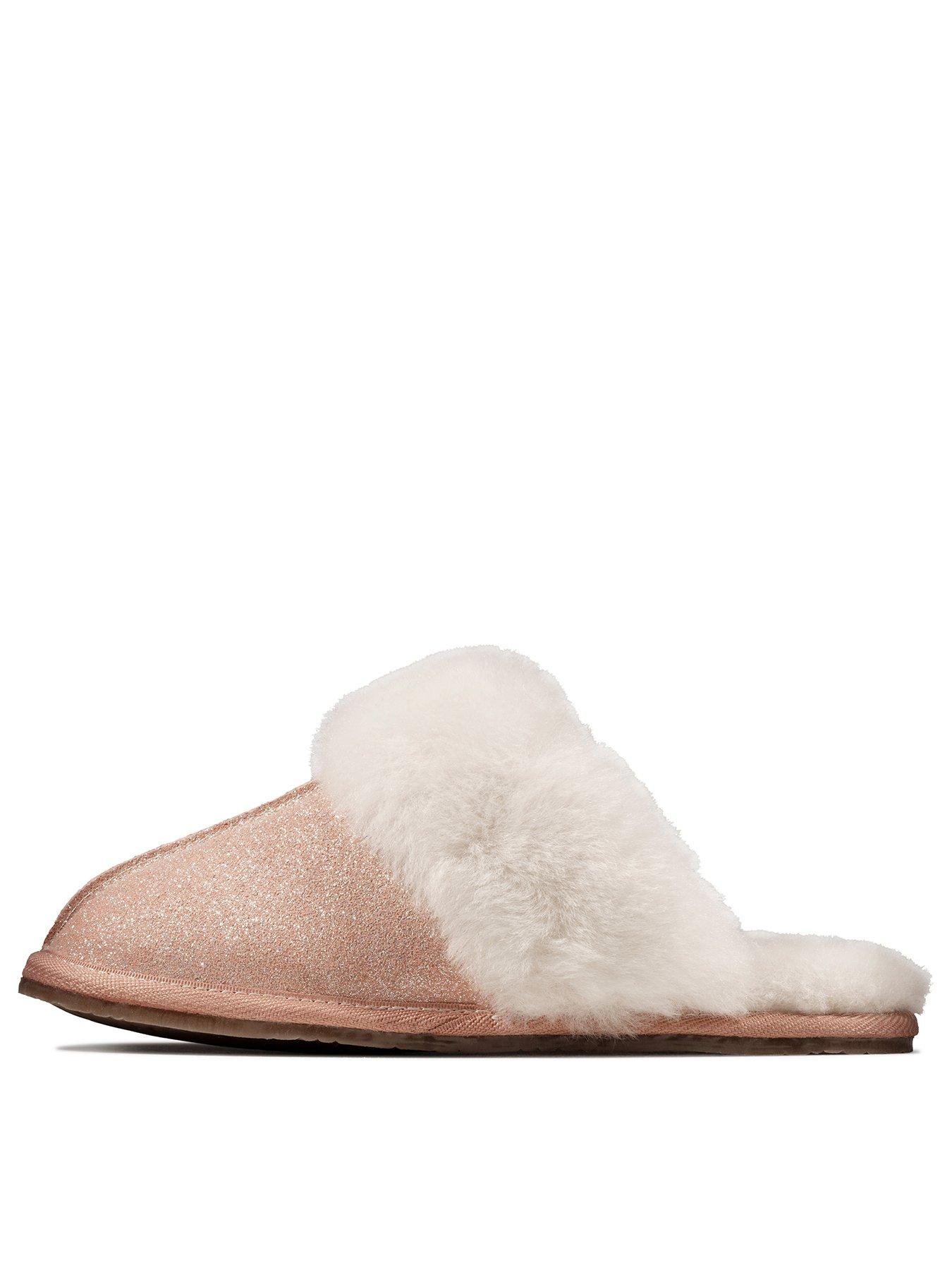 clarks shearling slippers