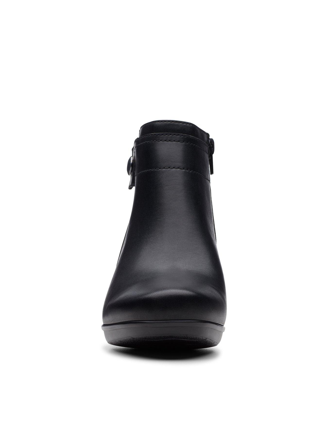 clarks emslie parula shoe boot