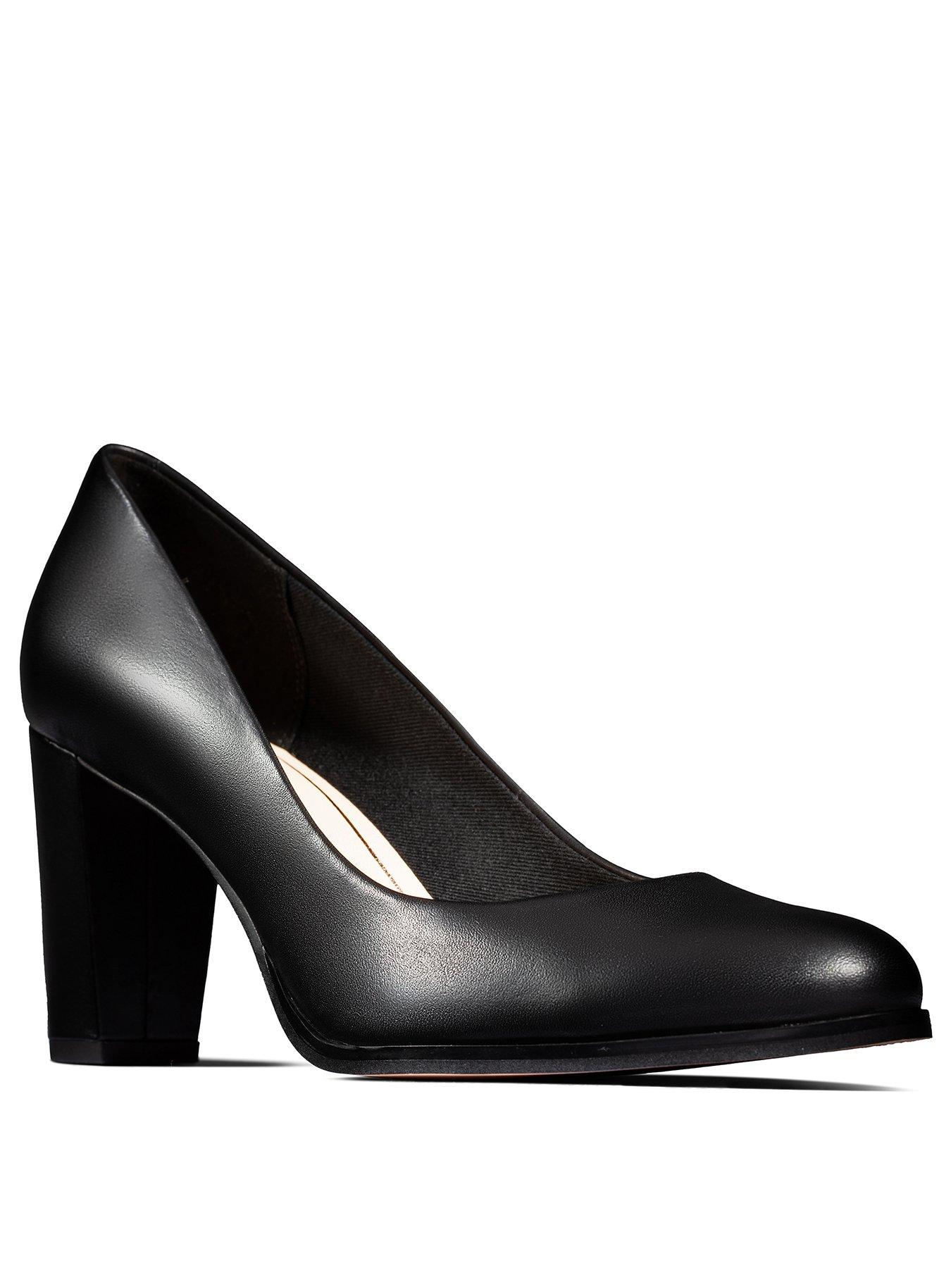 clarks wide fit black court shoes