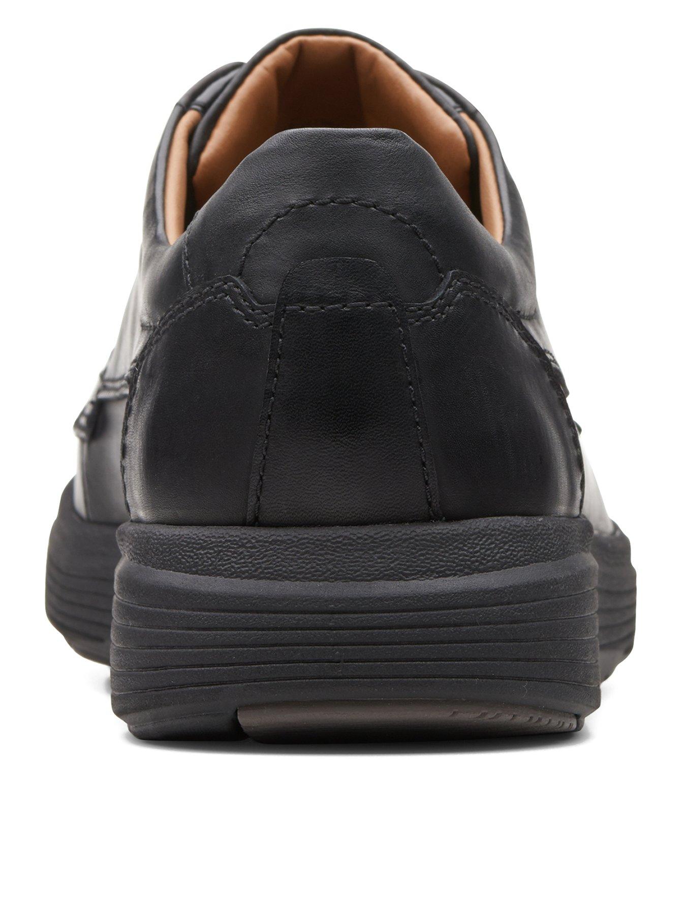 clarks unstructured shoes uk