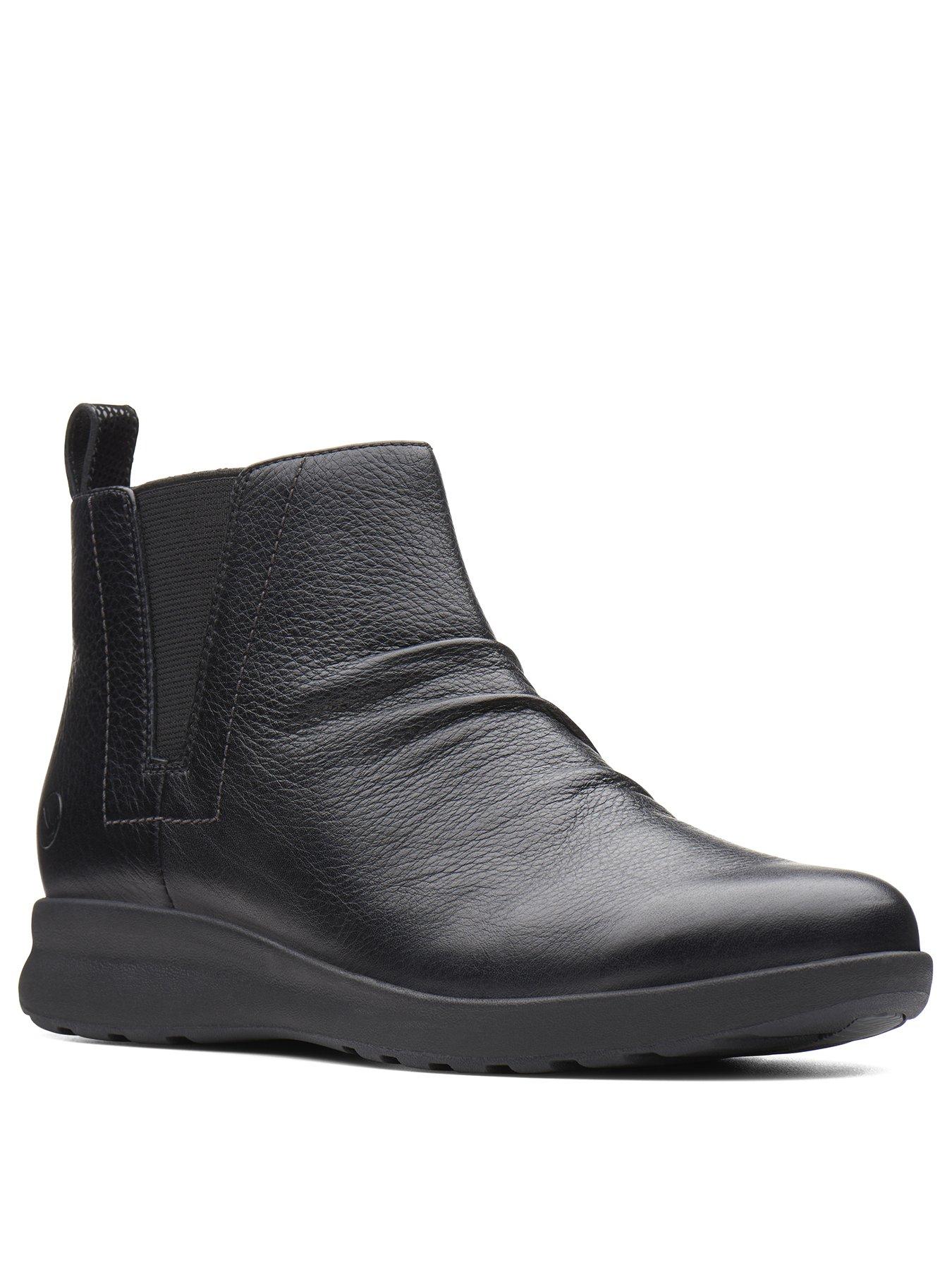 clarks unstructured ankle boots